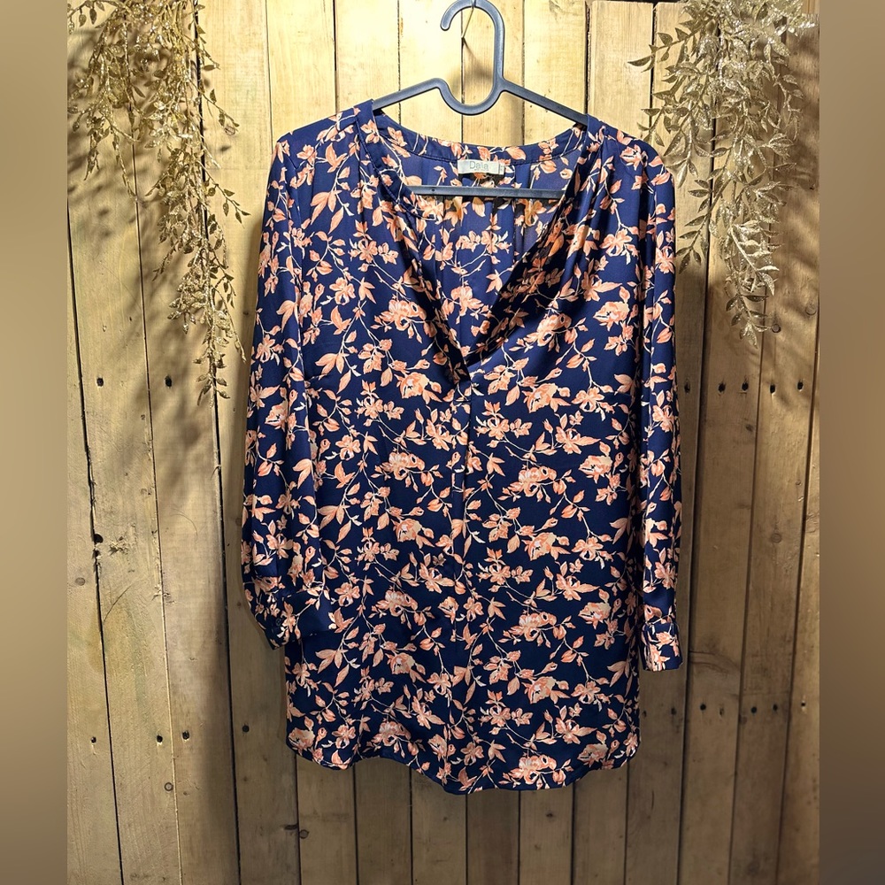 Floral top